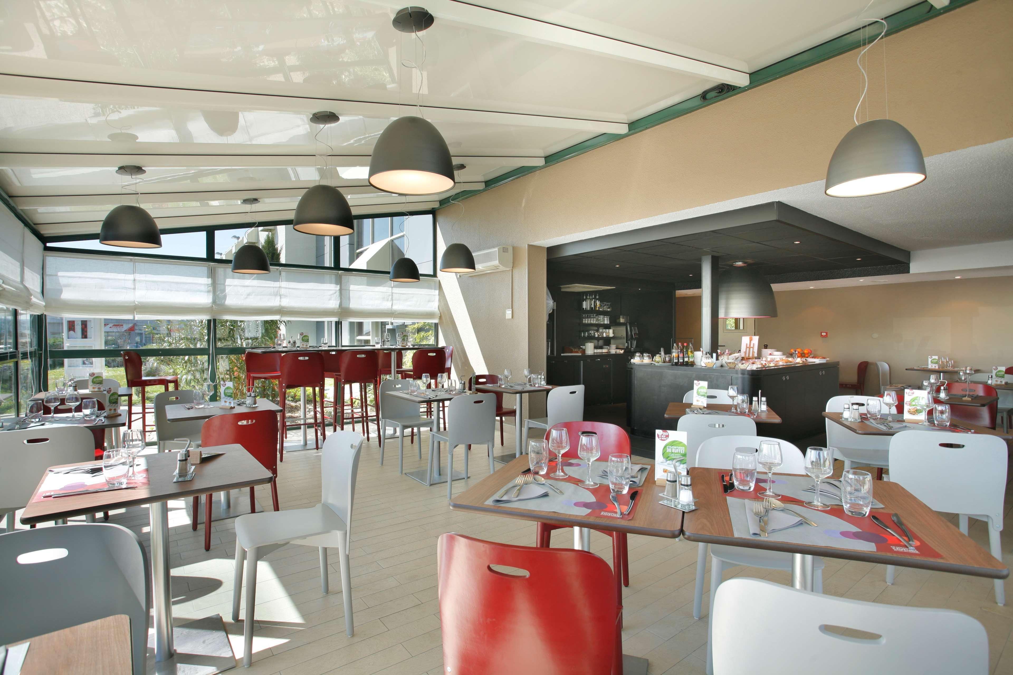 Blv Hotel Valence Nord - Bourg-Les-Valence - Ex-Campanile Bagian luar foto